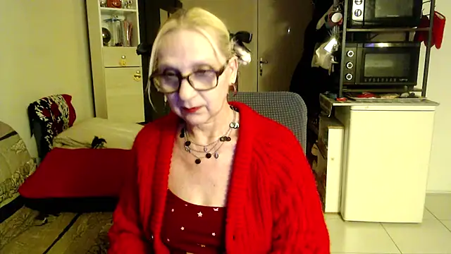 Snapshot of Ala-N-Dala chatting on March 19, 2025, 11:03 pm Ala-N-Dala online show from March 19, 2025, 11:03 pm