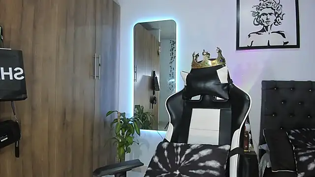 AlanNaughty online show from February 10, 2026, 11:20 pm