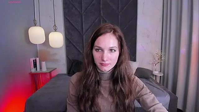 MirandaGlow online show from March 8, 2026, 5:33 am