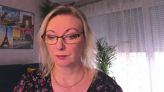 vanessa chat online show from March 16, 2026, 2:10 pm