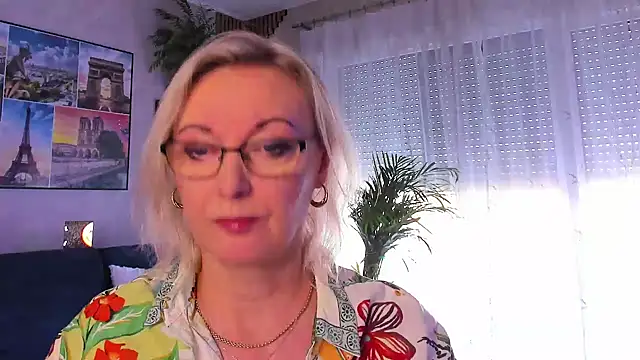 vanessa chat online show from May 19, 2026, 1:28 pm