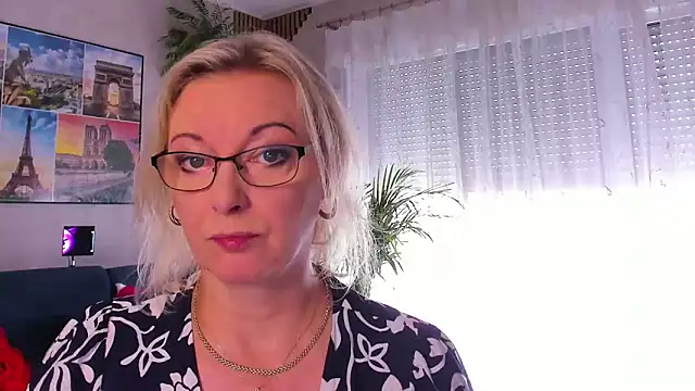 vanessa chat online show from May 31, 2026, 1:18 pm