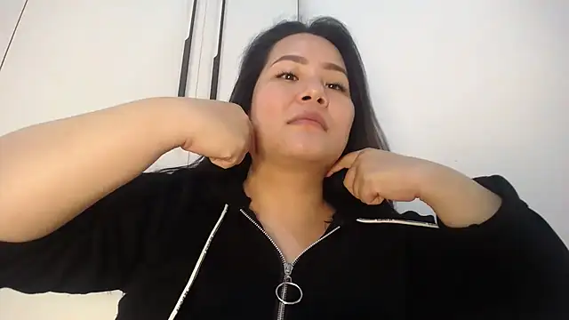 Snapshot of Squirt_tsunami_268 chatting on March 13, 2025, 4:23 pm Squirt tsunami 268 online show from March 13, 2025, 4:23 pm