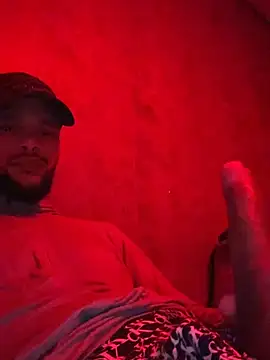 Lionayowe online show from February 9, 2026, 8:46 pm