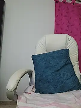 lissglow online show from January 8, 2026, 11:18 pm