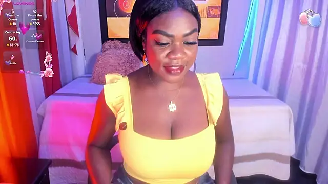 Snapshot of Emabland2 chatting on February 5, 2026, 3:44 am Emabland2 online show from February 5, 2026, 3:44 am