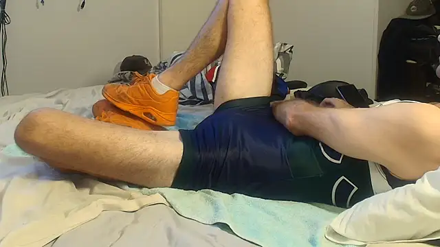 midnight0069 online show from December 27, 2024, 3:37 pm