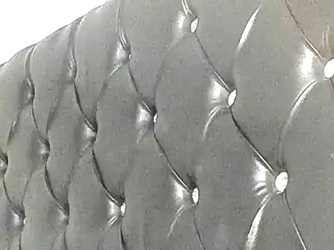 MySweetBitch143 online show from September 19, 2025, 6:48 am