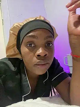 LuciousLips96 online show from March 4, 2026, 7:20 pm