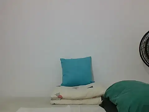 Snapshot of TRIISTAN_KING10 chatting on December 12, 2024, 1:28 pm TRIISTAN KING10 online show from December 12, 2024, 1:28 pm