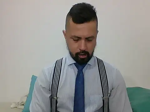 Snapshot of TRIISTAN_KING10 chatting on December 20, 2024, 8:12 pm TRIISTAN KING10 online show from December 20, 2024, 8:12 pm