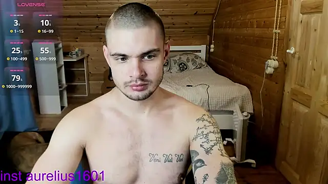 maks wolfis online show from October 17, 2025, 11:02 am