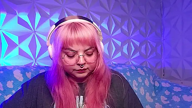 Satyn doll online show from April 10, 2026, 11:09 pm