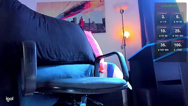 Snapshot of antonyhill chatting on October 5, 2025, 8:51 pm antonyhill online show from October 5, 2025, 8:51 pm