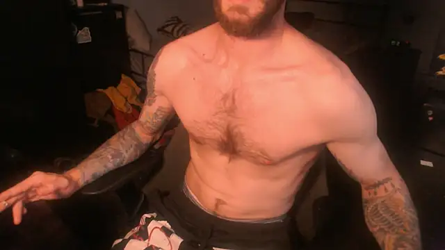 Snapshot of SexxxyLouis chatting on September 19, 2025, 2:07 pm SexxxyLouis online show from September 19, 2025, 2:07 pm