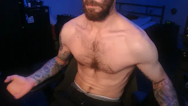 Snapshot of SexxxyLouis chatting on September 22, 2025, 7:43 am SexxxyLouis online show from September 22, 2025, 7:43 am