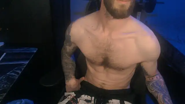 SexxxyLouis online show from May 23, 2026, 7:46 am