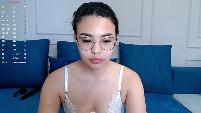 Snapshot of kwana_colada chatting on June 8, 2026, 10:59 am kwana colada online show from June 8, 2026, 10:59 am