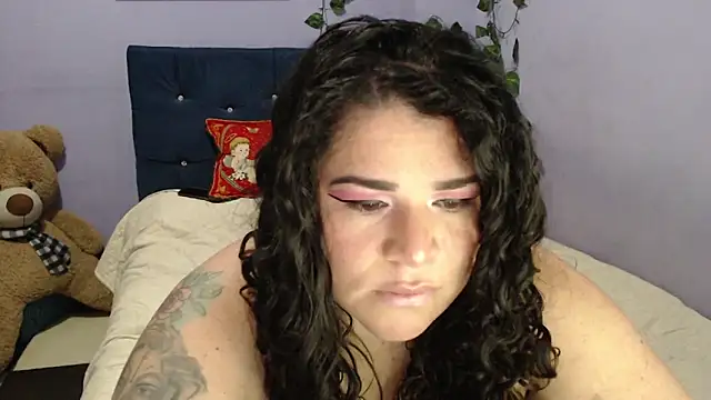 Snapshot of ANGELIQUE_KLANE chatting on December 20, 2024, 1:25 am ANGELIQUE KLANE online show from December 20, 2024, 1:25 am
