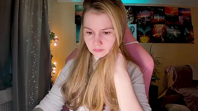 GoodWitch  online show from September 25, 2025, 7:34 am