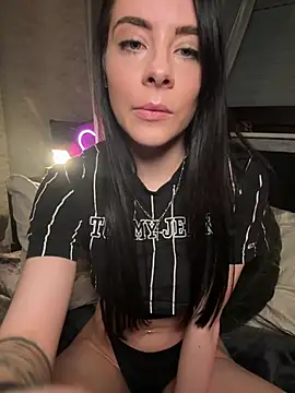 Snapshot of Carmen_Monroe chatting on March 6, 2026, 11:23 pm Carmen Monroe online show from March 6, 2026, 11:23 pm