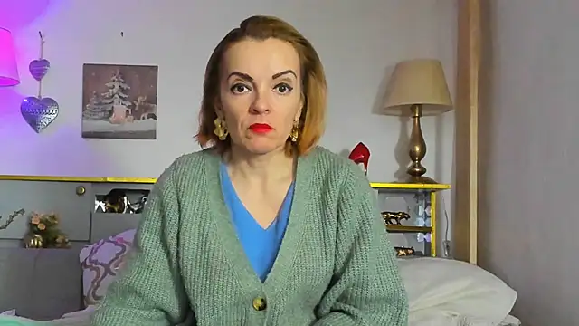 Snapshot of KateConner chatting on February 25, 2025, 6:31 pm KateConner online show from February 25, 2025, 6:31 pm