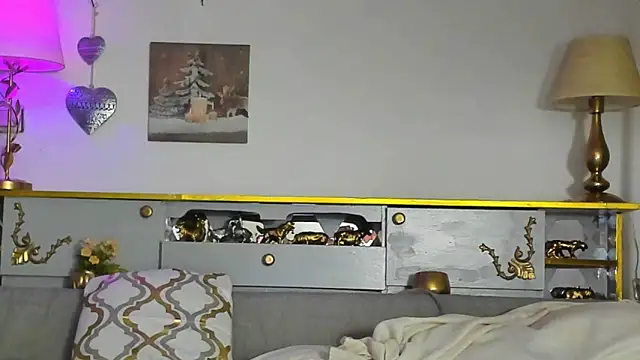 Snapshot of KateConner chatting on February 25, 2025, 9:35 pm KateConner online show from February 25, 2025, 9:35 pm