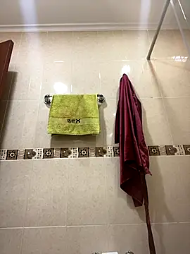 Snapshot of Fancyxlove chatting on October 23, 2025, 12:37 pm Fancyxlove online show from October 23, 2025, 12:37 pm