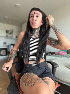 Snapshot of samisamsx chatting on October 10, 2025, 3:44 pm samisamsx online show from October 10, 2025, 3:44 pm