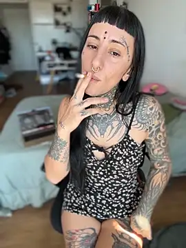 Snapshot of samisamsx chatting on October 13, 2025, 5:13 pm samisamsx online show from October 13, 2025, 5:13 pm