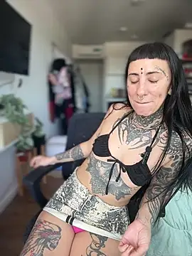 Snapshot of samisamsx chatting on December 19, 2025, 4:58 pm samisamsx online show from December 19, 2025, 4:58 pm