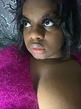 Snapshot of Cyebony chatting on January 28, 2025, 2:31 pm Cyebony online show from January 28, 2025, 2:31 pm