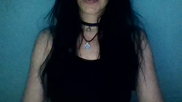 chicacastilla online show from June 4, 2026, 7:14 am