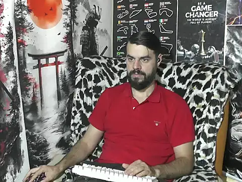 00george online show from December 2, 2025, 2:06 am