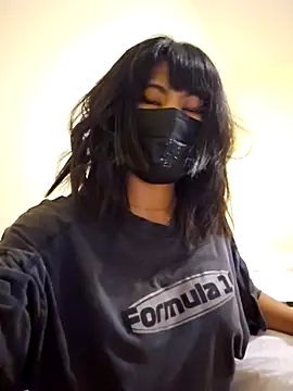 Snapshot of Latin_summer chatting on March 21, 2026, 2:38 am Latin summer online show from March 21, 2026, 2:38 am