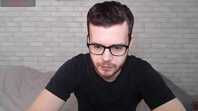 Alexxx horny online show from March 25, 2026, 7:47 am