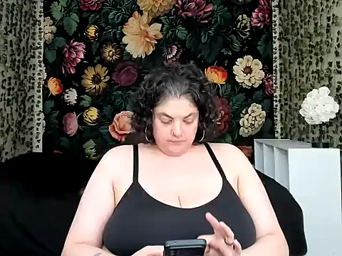 Snapshot of Exotic-Melons chatting on June 25, 2026, 9:30 pm Exotic-Melons online show from June 25, 2026, 9:30 pm