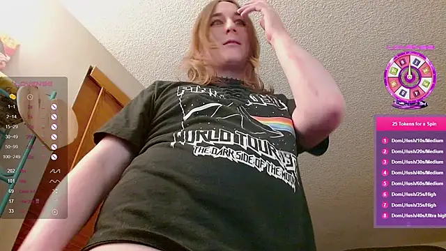 luluvaladon online show from January 11, 2025, 3:44 am