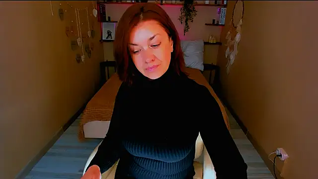 AnaMills online show from November 15, 2025, 10:12 am