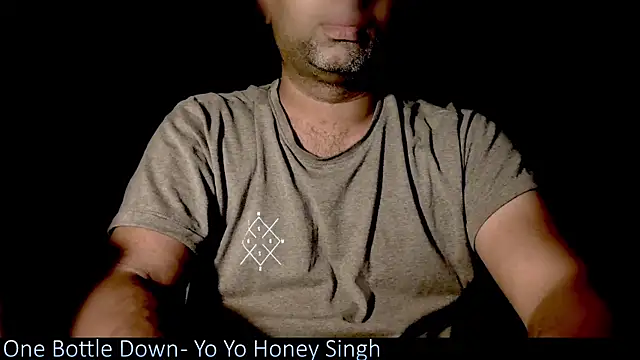  x rated  online show from February 22, 2026, 8:51 pm