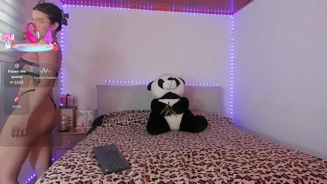 Arenne rouse online show from October 17, 2025, 7:49 pm