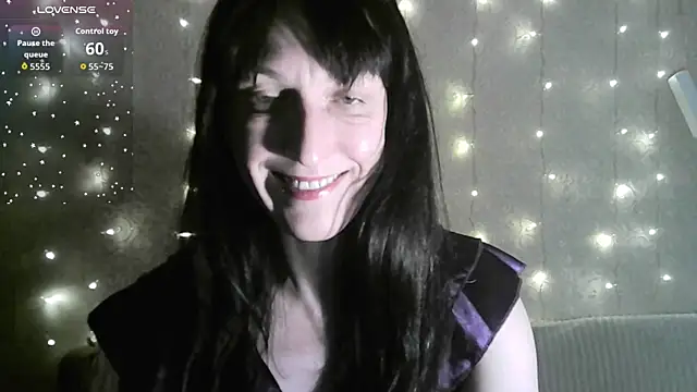 MarieODahliaS online show from December 19, 2025, 10:33 am