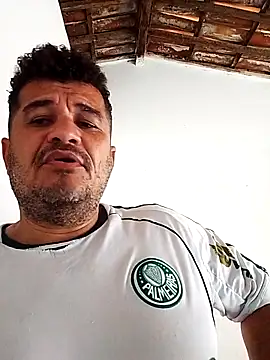 Snapshot of tarra122 chatting on February 27, 2026, 6:08 pm tarra122 online show from February 27, 2026, 6:08 pm