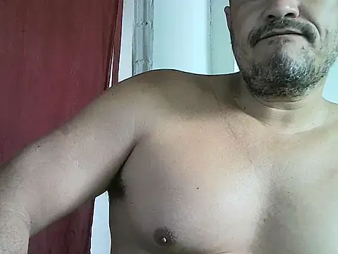 tarra122 online show from June 2, 2026, 3:36 pm