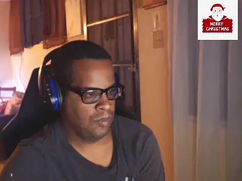 Snapshot of thesugar32 chatting on December 21, 2024, 2:09 am thesugar32 online show from December 21, 2024, 2:09 am