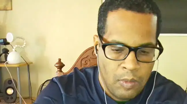 Snapshot of thesugar32 chatting on December 29, 2024, 12:55 pm thesugar32 online show from December 29, 2024, 12:55 pm