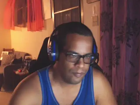 Snapshot of thesugar32 chatting on January 19, 2025, 1:53 am thesugar32 online show from January 19, 2025, 1:53 am