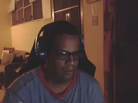 Snapshot of thesugar32 chatting on February 8, 2025, 1:11 am thesugar32 online show from February 8, 2025, 1:11 am