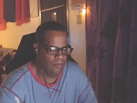 Snapshot of thesugar32 chatting on October 1, 2025, 1:55 am thesugar32 online show from October 1, 2025, 1:55 am