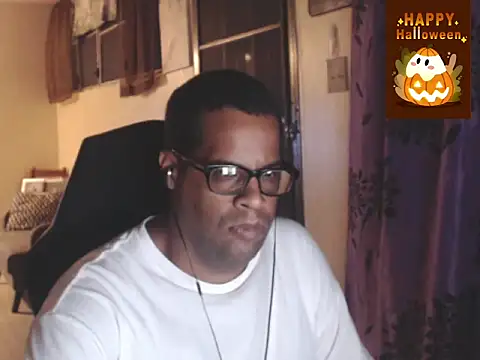 Snapshot of thesugar32 chatting on October 30, 2025, 2:02 am thesugar32 online show from October 30, 2025, 2:02 am